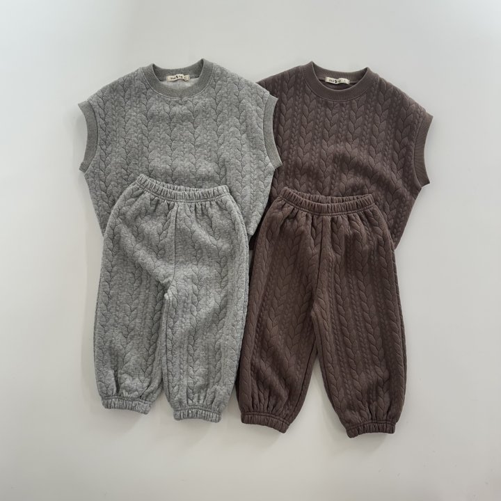 Black Pink - Korean Children Fashion - #discoveringself - Quilted Cable Knit Set-up - 3
