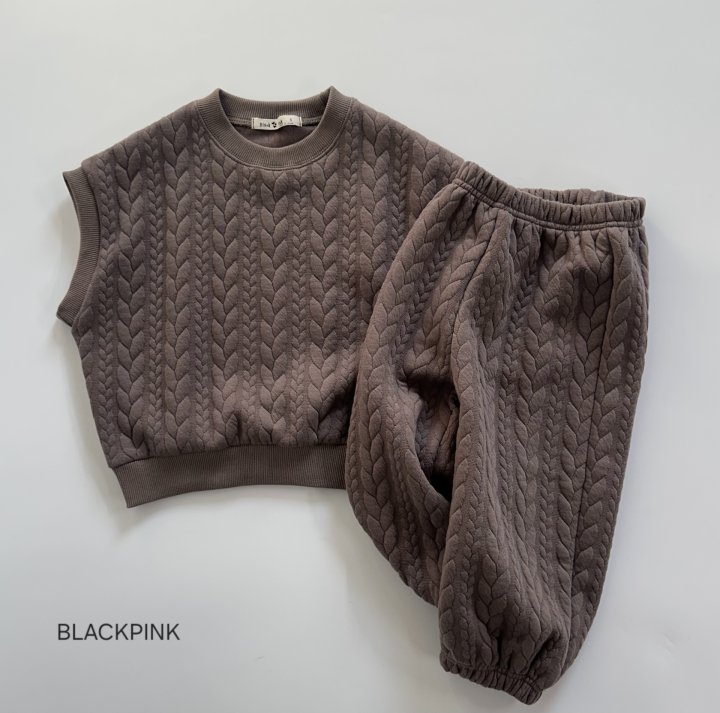 Black Pink - Korean Children Fashion - #magicofchildhood - Quilted Cable Knit Set-up - 10