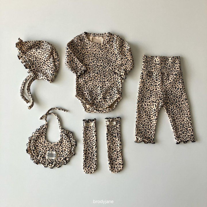 Brody Jane - Korean Baby Fashion - #babyfever - Peach Leopard Set-up - 2