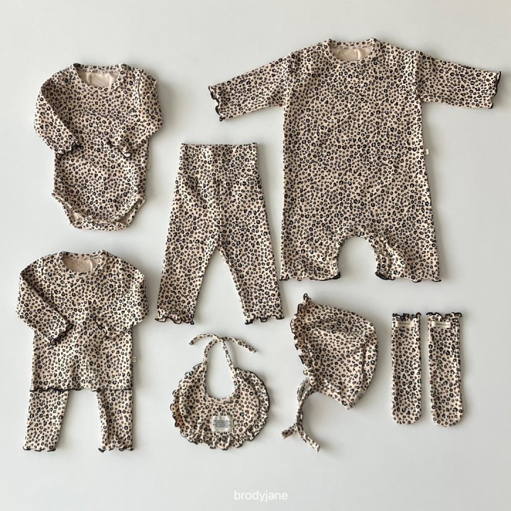 Brody Jane - Korean Baby Fashion - #babyfever - Peach Leopard Bodysuit