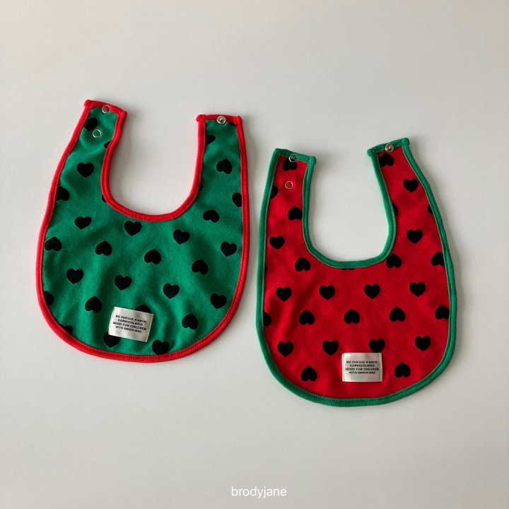 Brody Jane - Korean Baby Fashion - #babylifestyle - Christmas Heart Bib - 11