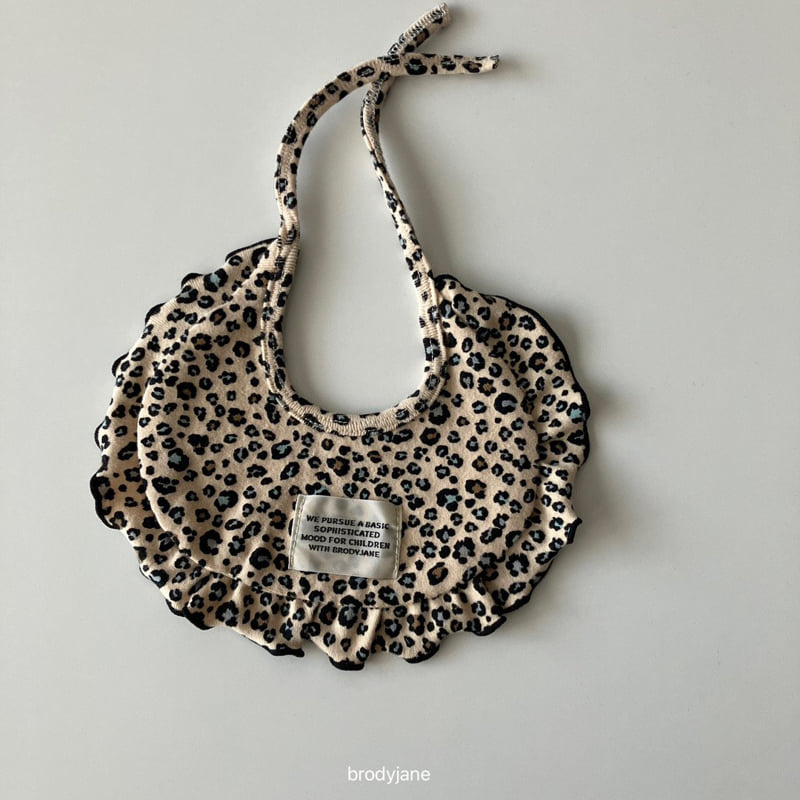 Brody Jane - Korean Baby Fashion - #babylifestyle - Peach Leopard Bib