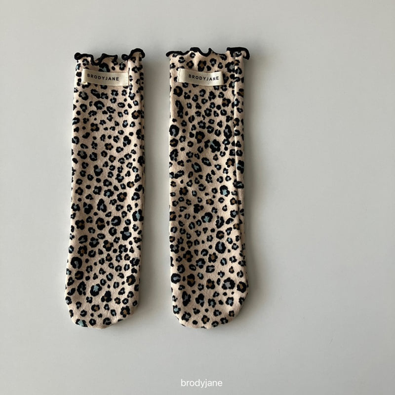 Brody Jane - Korean Baby Fashion - #babyoninstagram - Peach Leopard Socks