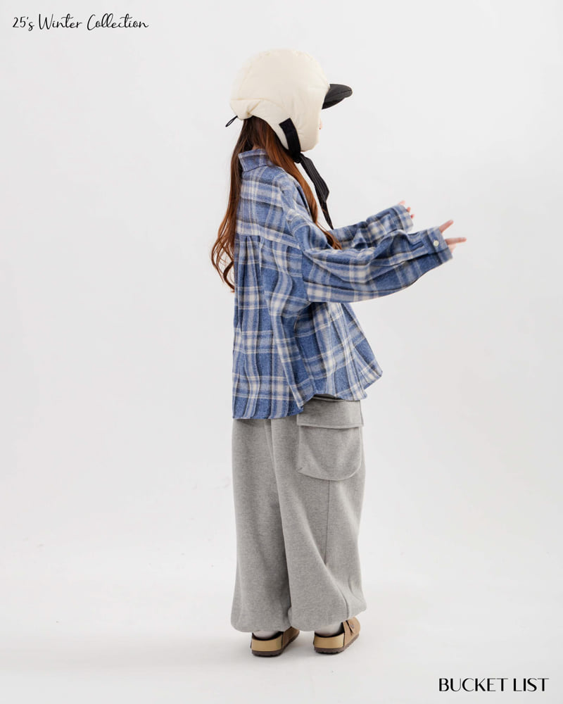 Bucket List - Korean Children Fashion - #littlefashionista - Fleece Embossed Cargo Jogger Pants - 8