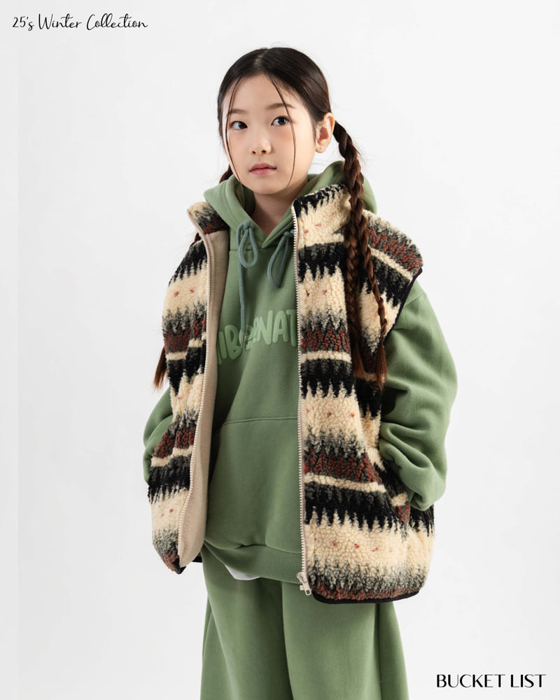 Bucket List - Korean Children Fashion - #prettylittlegirls - Zigzag Fleece Vest - 8