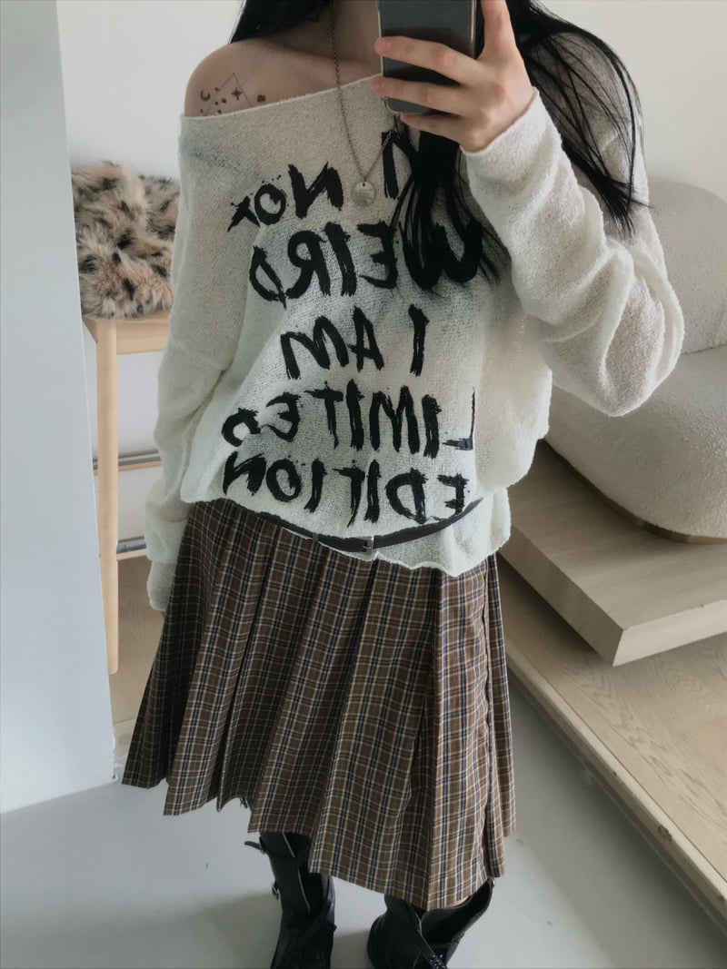 Buckle - Korean Women Fashion - #vintagekidsstyle - Wool Boucle Knit - 2