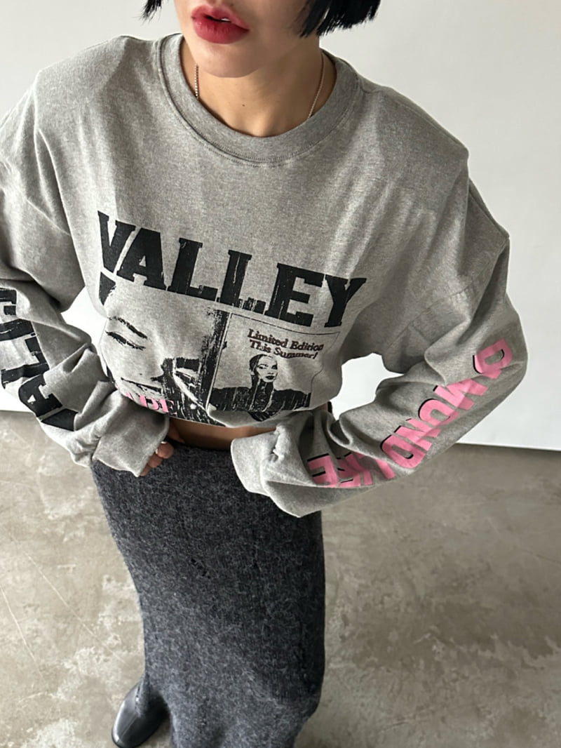 Chavi - Korean Women Fashion - #romanticstyle - Valley Tee - 4