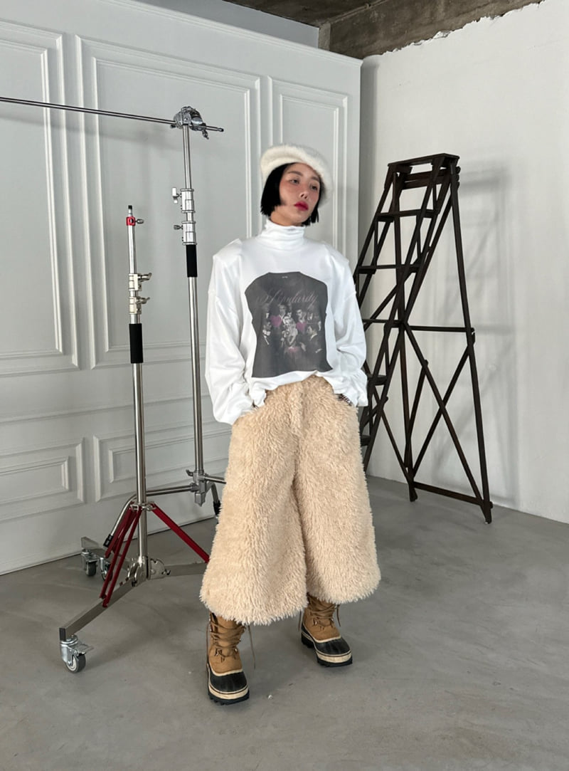 Chavi - Korean Women Fashion - #womensfashion - Monroe Box Turtleneck Tee - 5