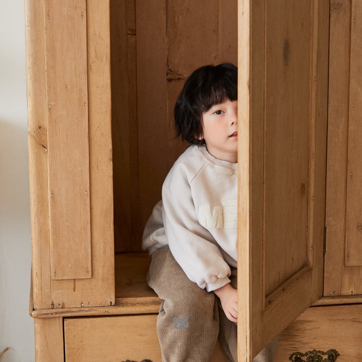 Cou Cou - Korean Children Fashion - #Kfashion4kids - Melt Handle Embroidery Sweatshirt