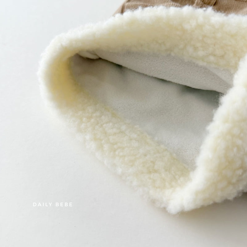 Daily Bebe - Korean Children Fashion - #magicofchildhood - Fluffy Heart Shorts - 4