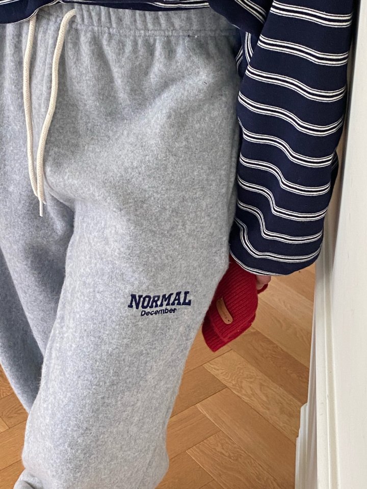 Diana - Korean Women Fashion - #momslook - Normal Fleece Pants - 4