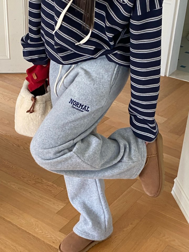 Diana - Korean Women Fashion - #momslook - Normal Fleece Pants - 5
