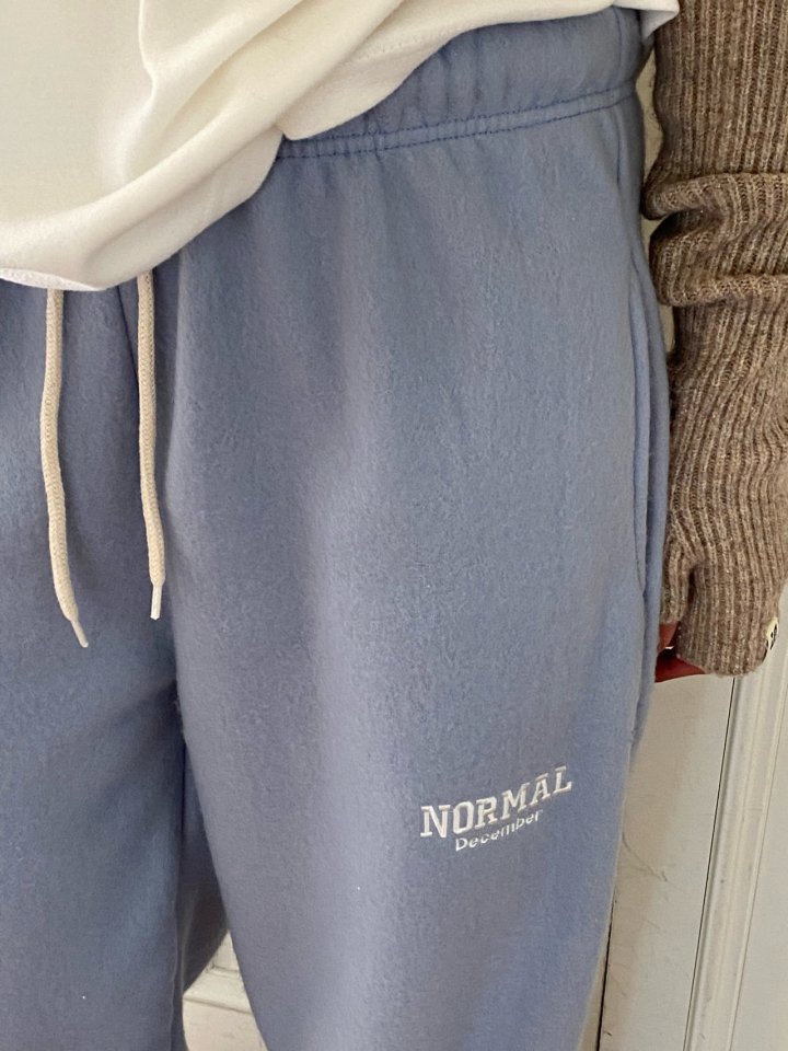 Diana - Korean Women Fashion - #restrostyle - Normal Fleece Pants - 10