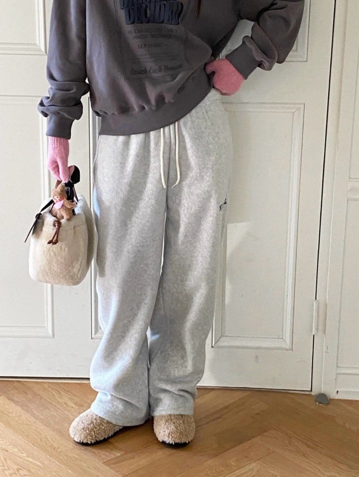 Diana - Korean Women Fashion - #womensfashion - Normal Fleece Pants - 11