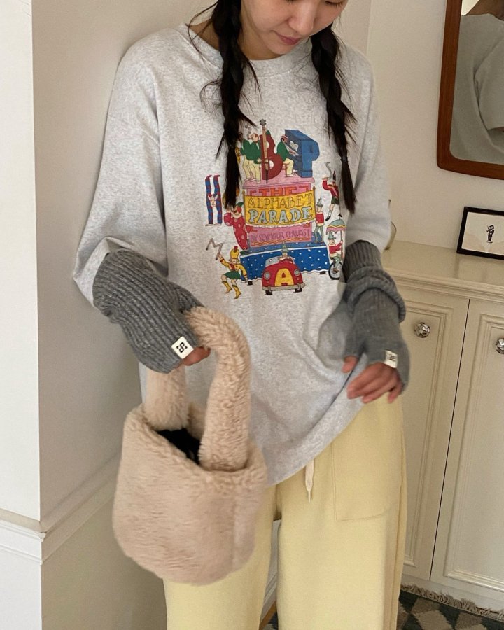 Diana - Korean Women Fashion - #womensfashion - Alphabet Peach Tee - 2