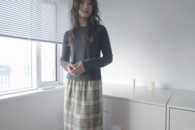 Enten - Korean Women Fashion - #momslook - Bobo Long Sleeve Tee
