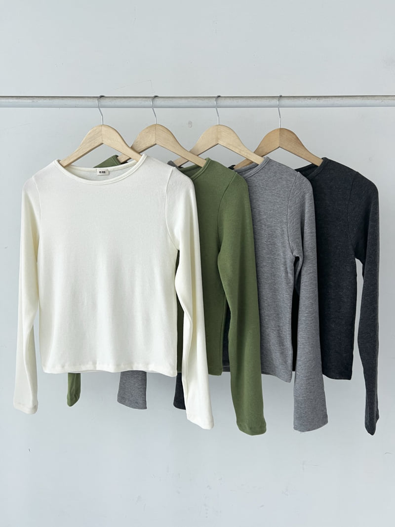 Enten - Korean Women Fashion - #momslook - Bobo Long Sleeve Tee - 9