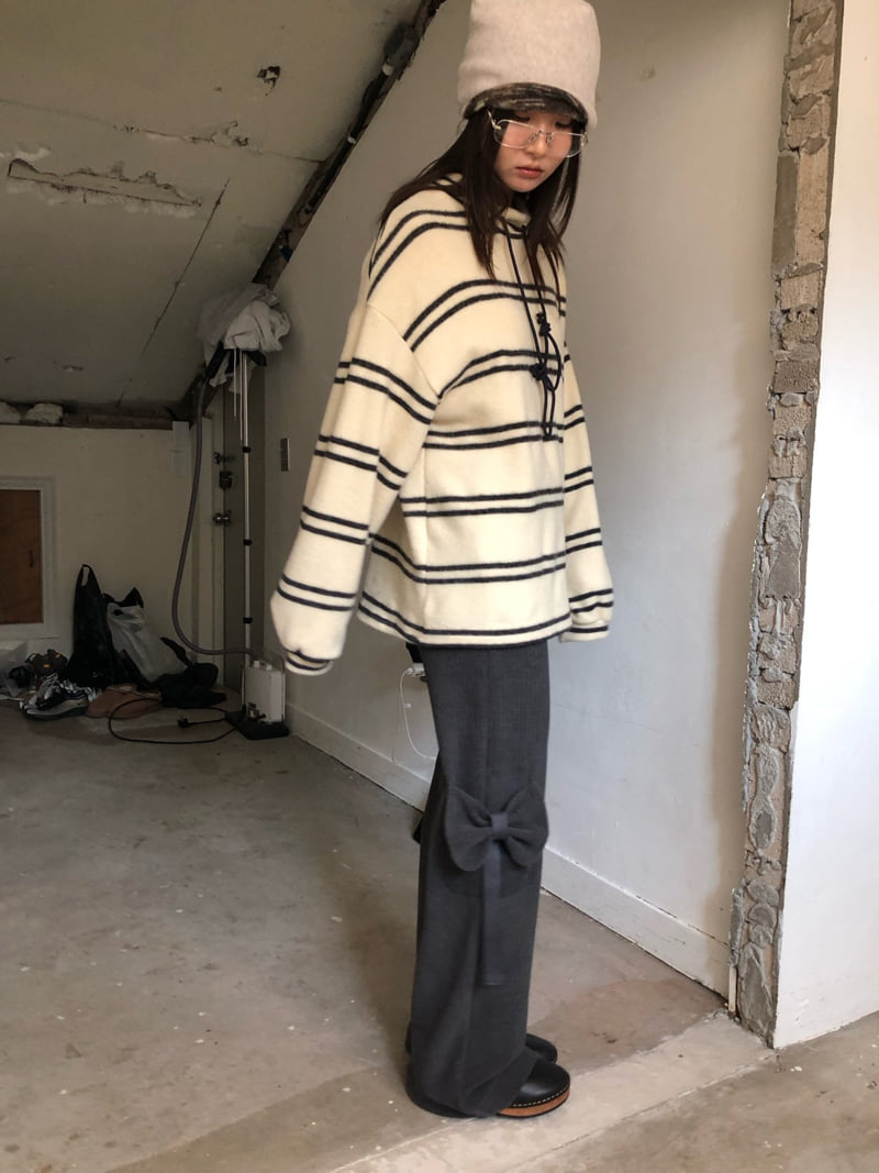 Flash - Korean Women Fashion - #momslook - Genie Turtleneck Sweatshirt - 9