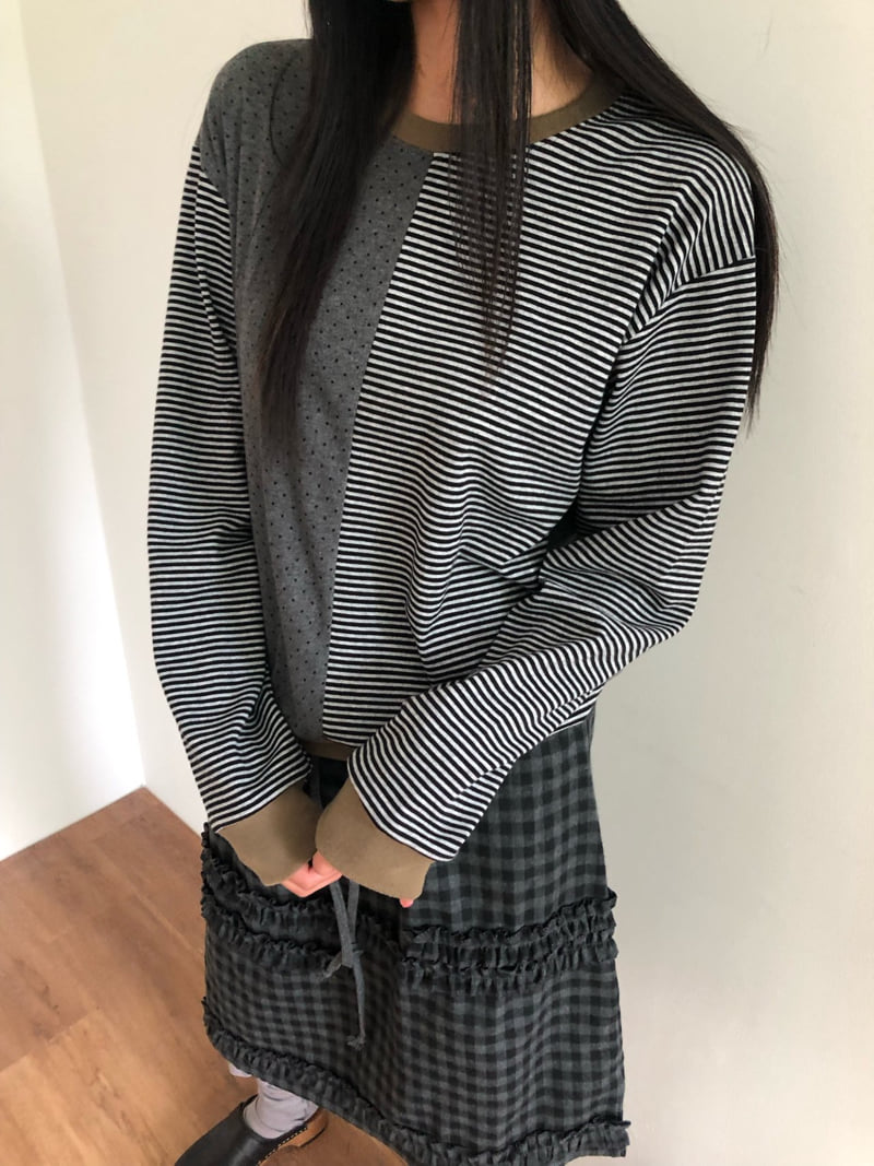 Flash - Korean Women Fashion - #pursuepretty - Half Dot Half ST Sweatshirt - 10
