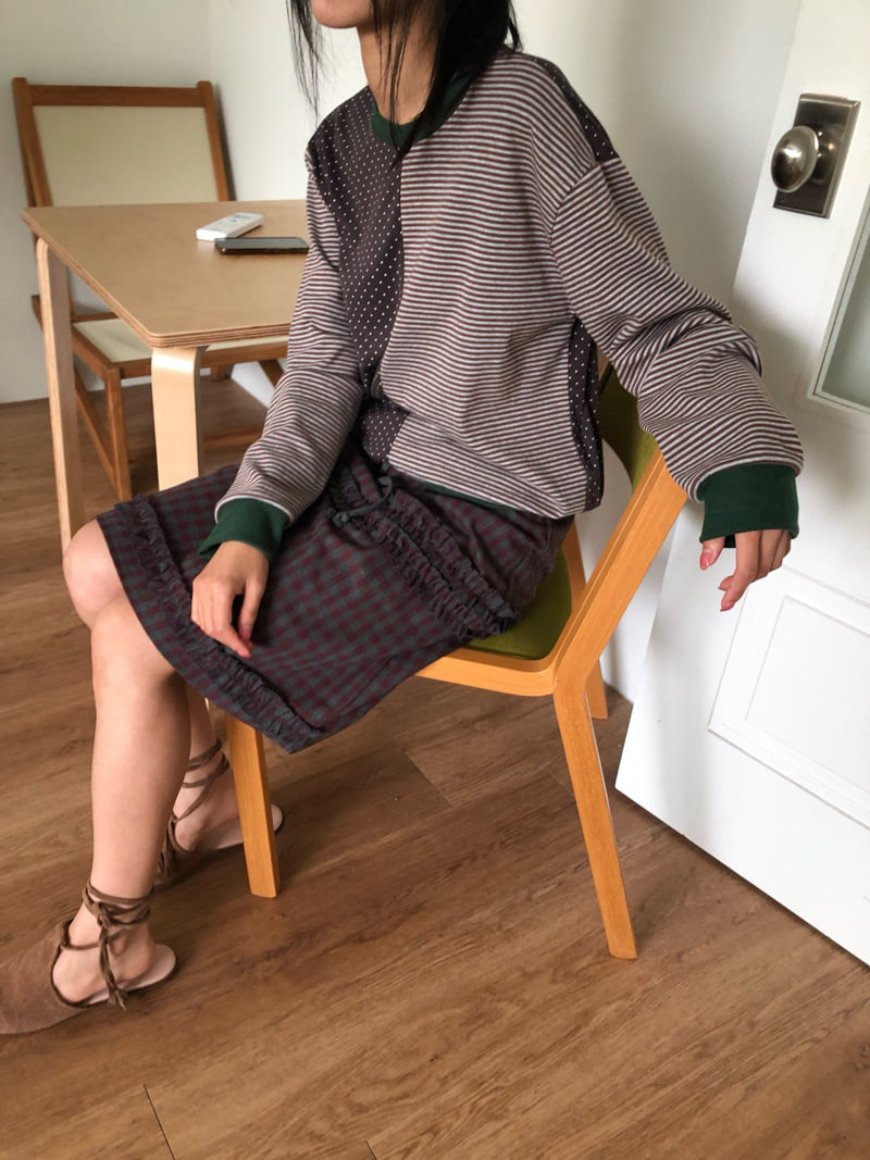 Flash - Korean Women Fashion - #womensfashion - Half Dot Half ST Sweatshirt - 7