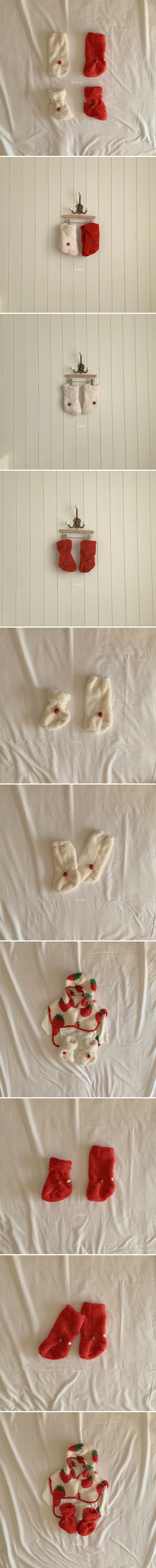 Fondue - Korean Baby Fashion - #onlinebabyboutique - Strawberry Jam Foot Warmer