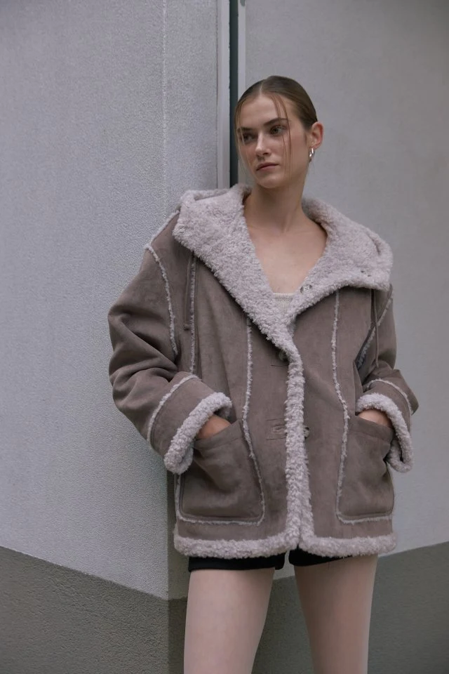Foundation - Korean Women Fashion - #momslook - Fobiz Hooded Reversible Shearling Coat - 7