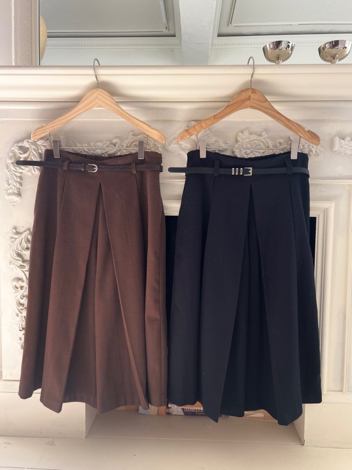 Foundation - Korean Women Fashion - #restrostyle - D’mure Pleated Fleece Pants