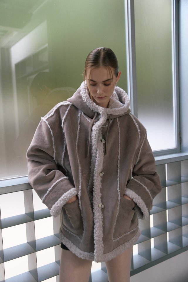 Foundation - Korean Women Fashion - #momslook - Fobiz Hooded Reversible Shearling Coat - 4