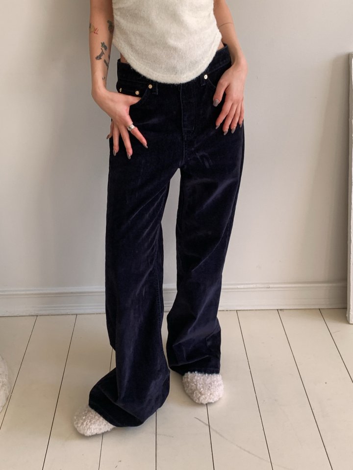 Foundation - Korean Women Fashion - #womensfashion - Velvet Denim Pants - 2