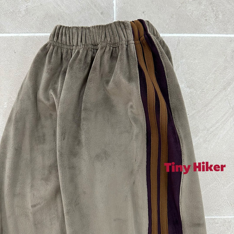 Hiker - Korean Children Fashion - #designkidswear - Louis Velour Line Jogger Pants - 9