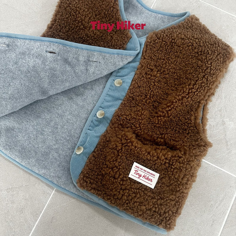 Hiker - Korean Children Fashion - #kidsshorts - Bear Hug Vest - 4