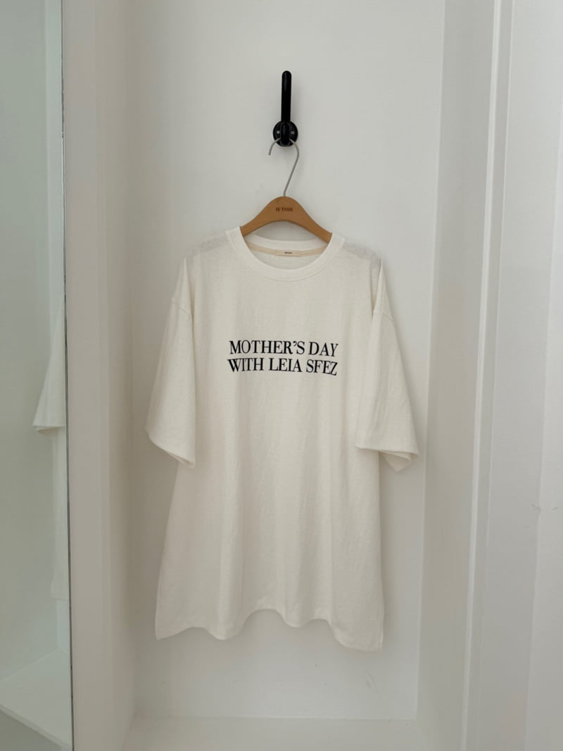 Hiyann - Korean Women Fashion - #momslook - Peach Song Sleeve Tee - 3