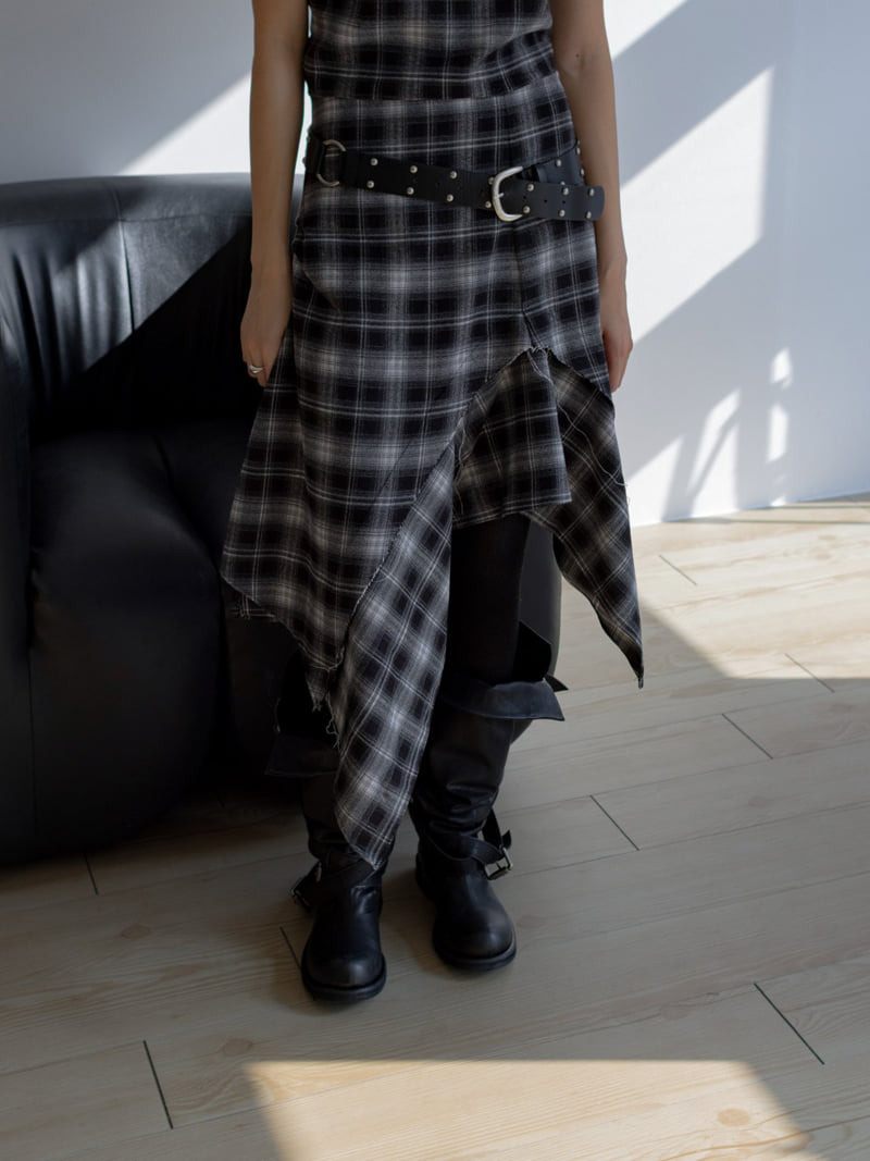 Inssense - Korean Women Fashion - #momslook - Vintage Washed Check Midi One-piece - 2
