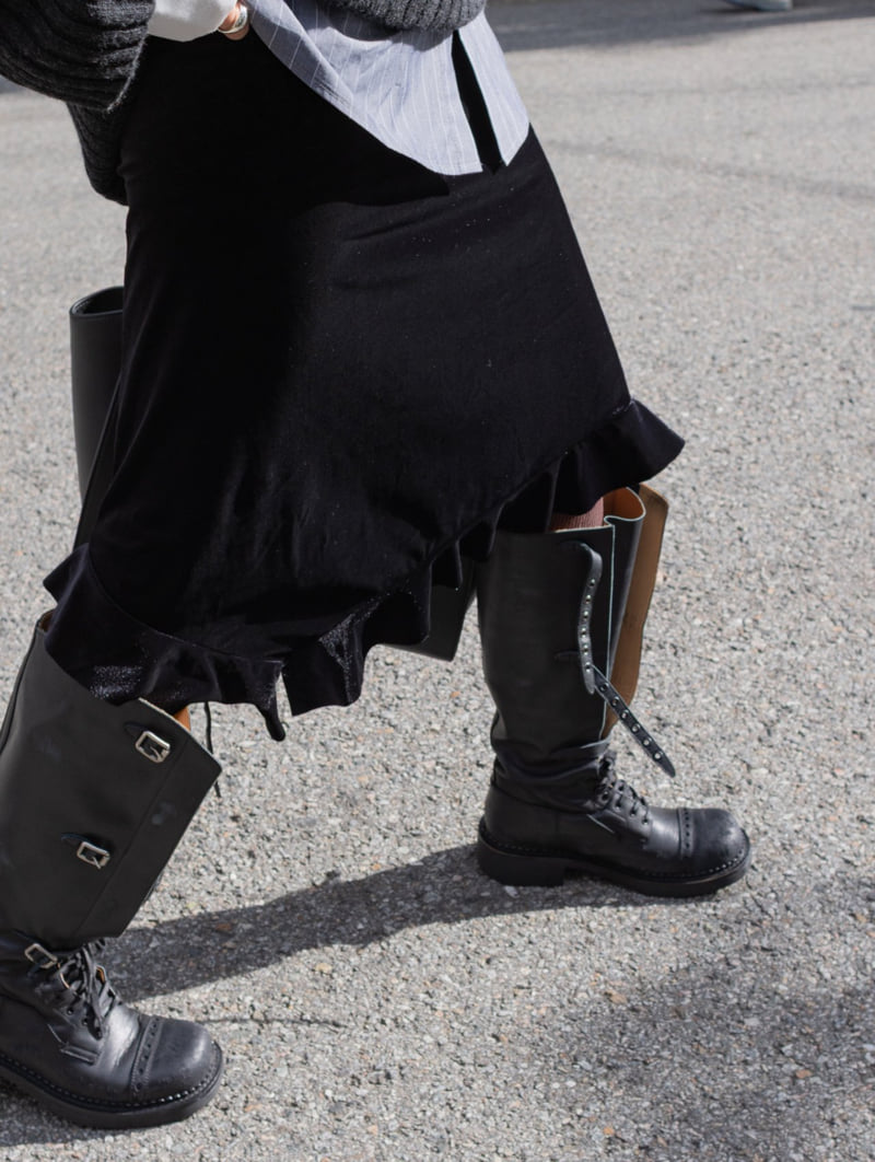Inssense - Korean Women Fashion - #romanticstyle - Velvet Ruffle Midi Skirt - 9