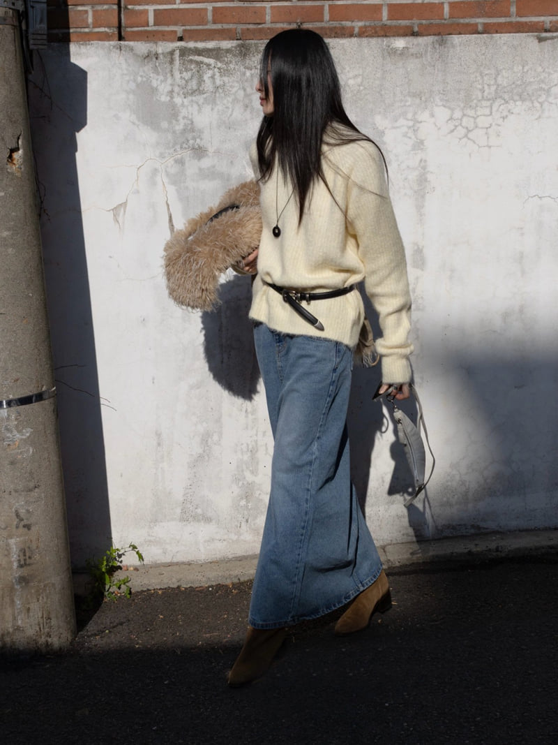 Inssense - Korean Women Fashion - #romanticstyle - Two Tone Front Slit Maxi Denim Skirt - 3
