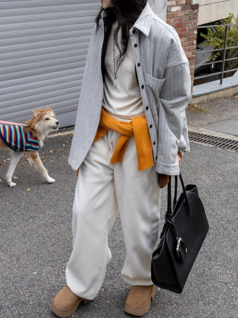 Inssense - Korean Women Fashion - #vintageinspired - Side Panel Line Detail Fleece Jogger Pants - 3