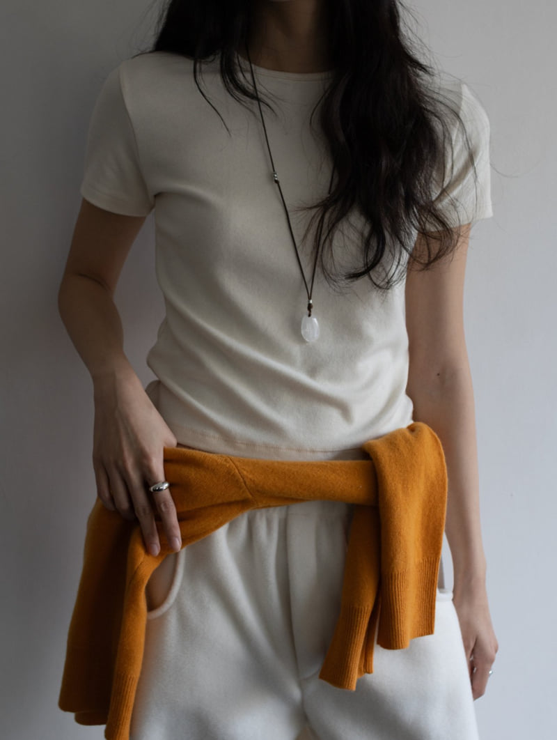 Inssense - Korean Women Fashion - #womensfashion - Minimal Back Seam Peach Slim Short Sleeve Tee