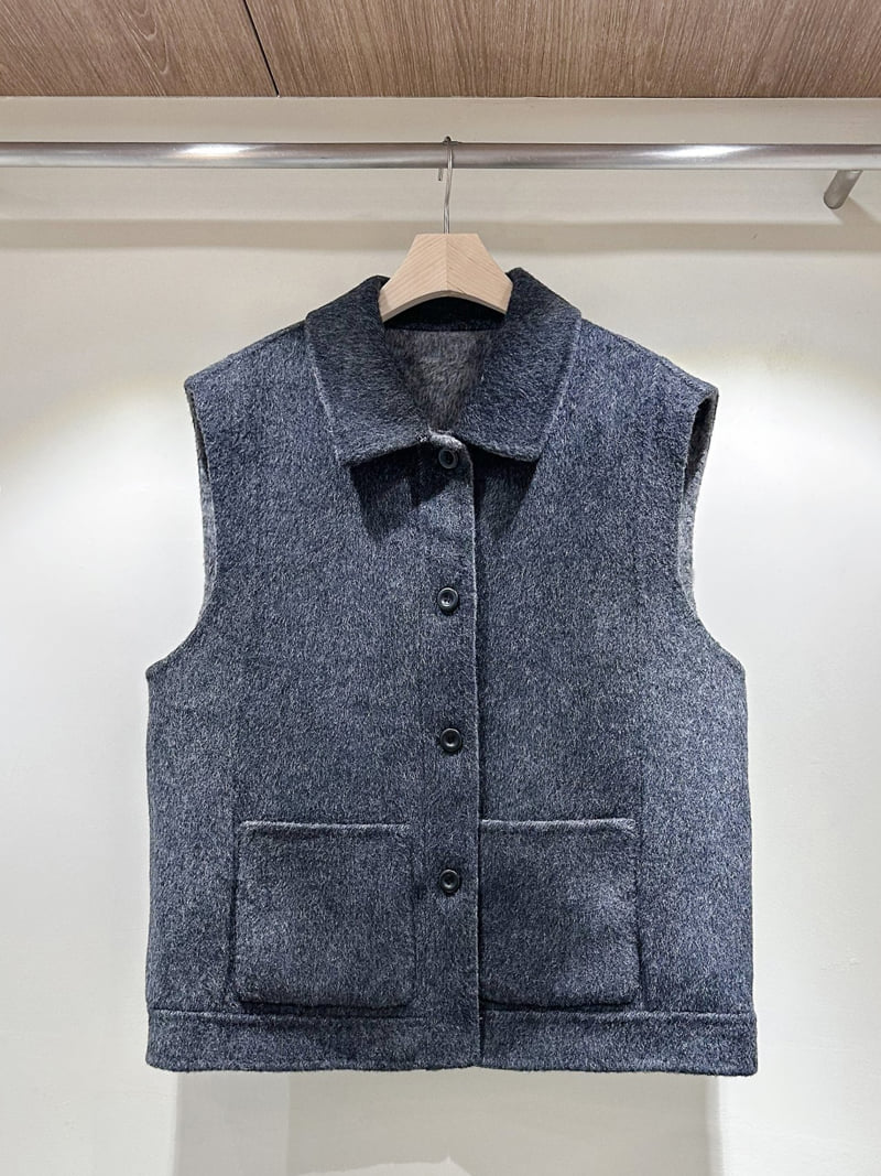 J dew - Korean Women Fashion - #pursuepretty - Reversible Handmade Vest - 5