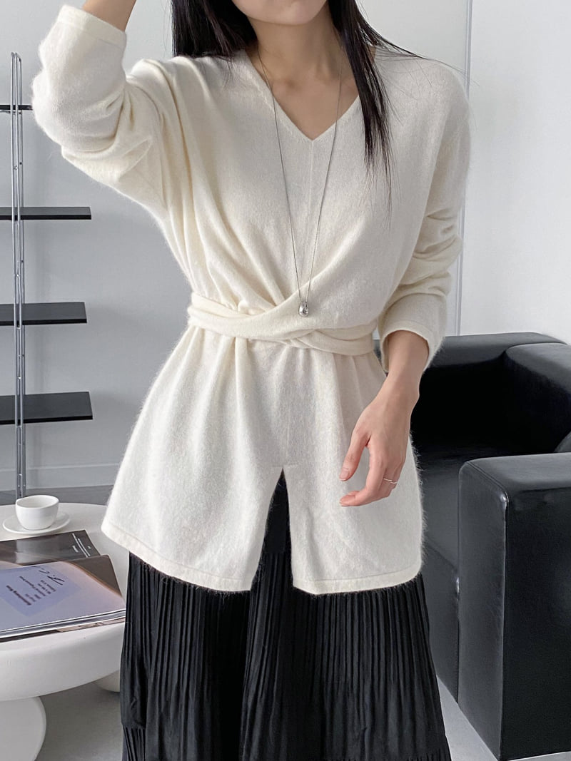 J dew - Korean Women Fashion - #vintagekidsstyle - Raccoon Angora Cross Slit Long Knit - 9
