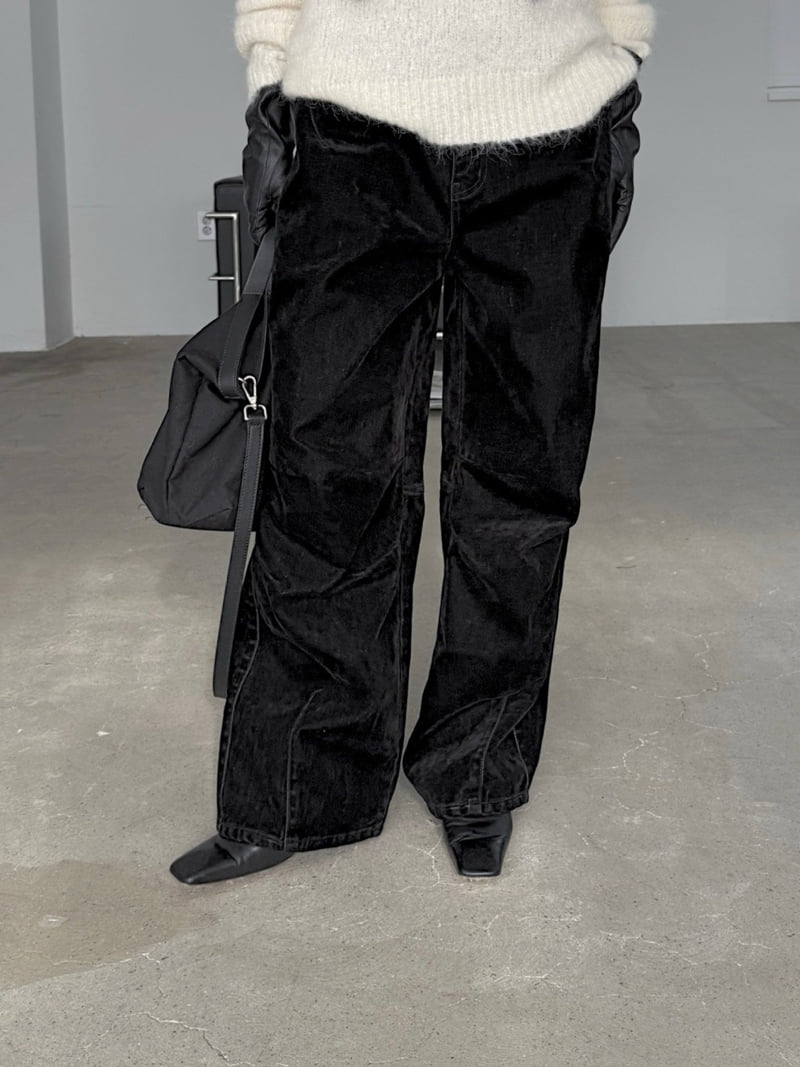 Jade Market - Korean Women Fashion - #momslook - Cool Dust Velvet Pants - 5