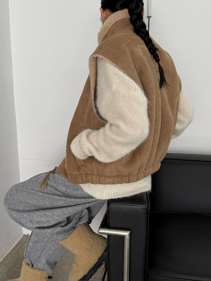Jade Market - Korean Women Fashion - #womensfashion - Belted Shearling Vest - 9