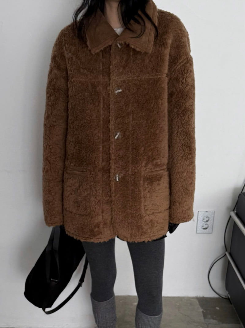 Jade Market - Korean Women Fashion - #womensfashion - Collar Reversible Shearling Coat - 3