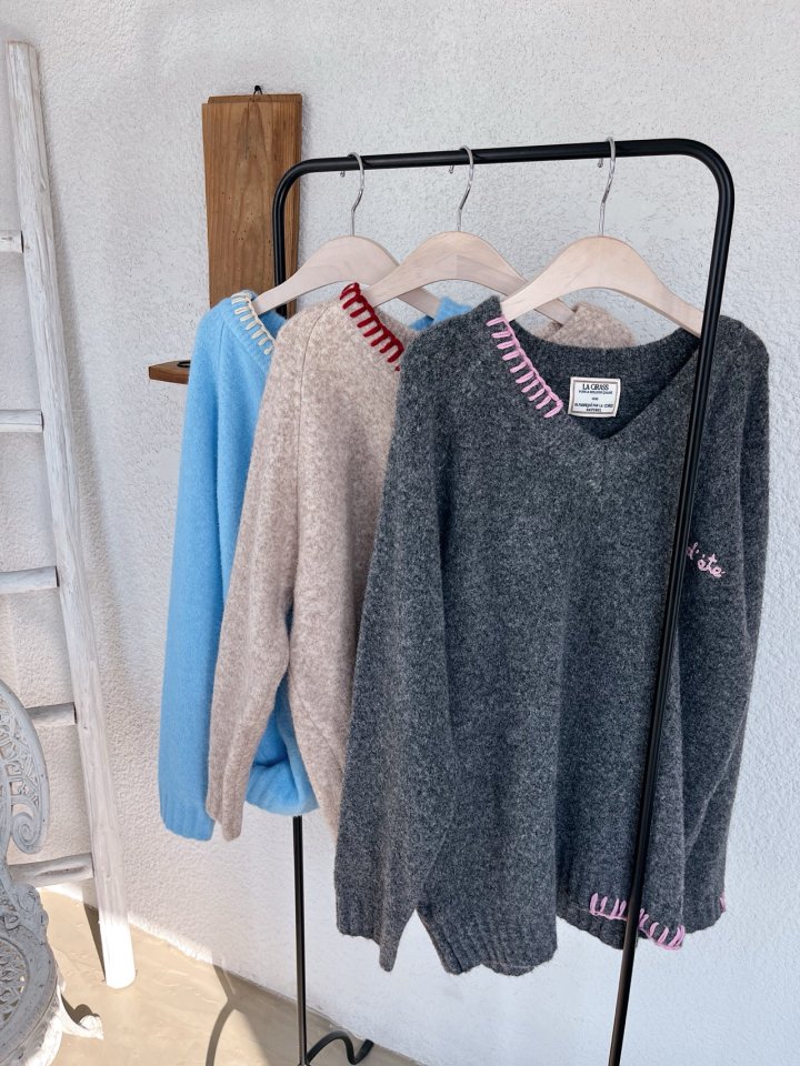 Lagrass - Korean Women Fashion - #momslook - Pie V Neck Knit - 12
