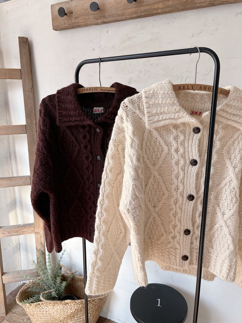Lagrass - Korean Women Fashion - #womensfashion - A Cable Cardigan - 2