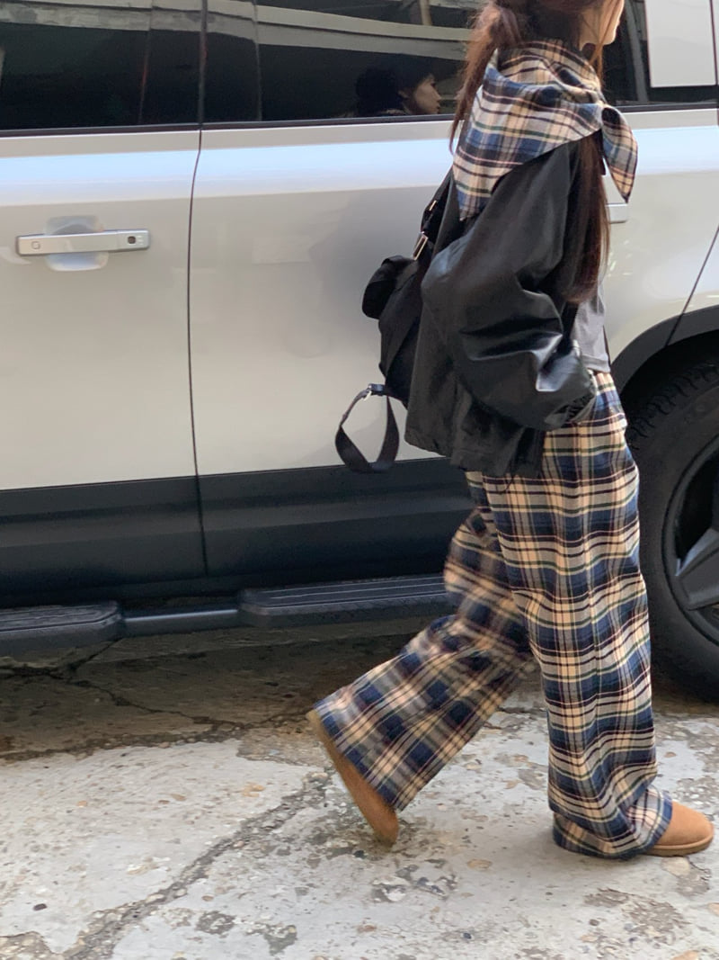 Logarden - Korean Women Fashion - #momslook - Check Bonding Pants - 12