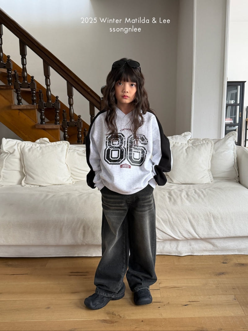 Matilda & Lee - Korean Children Fashion - #kidsshorts - Vintage V Neck Sweatshirt - 7