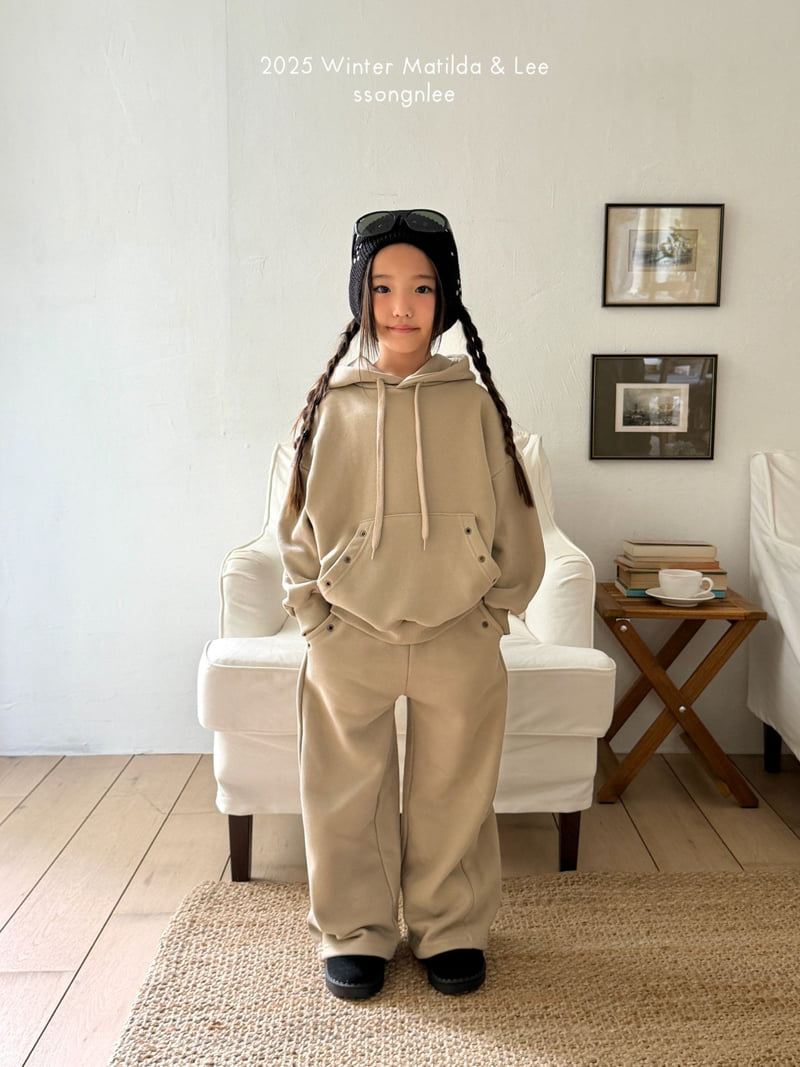 Matilda & Lee - Korean Children Fashion - #prettylittlegirls - Eyelet Pig Pants