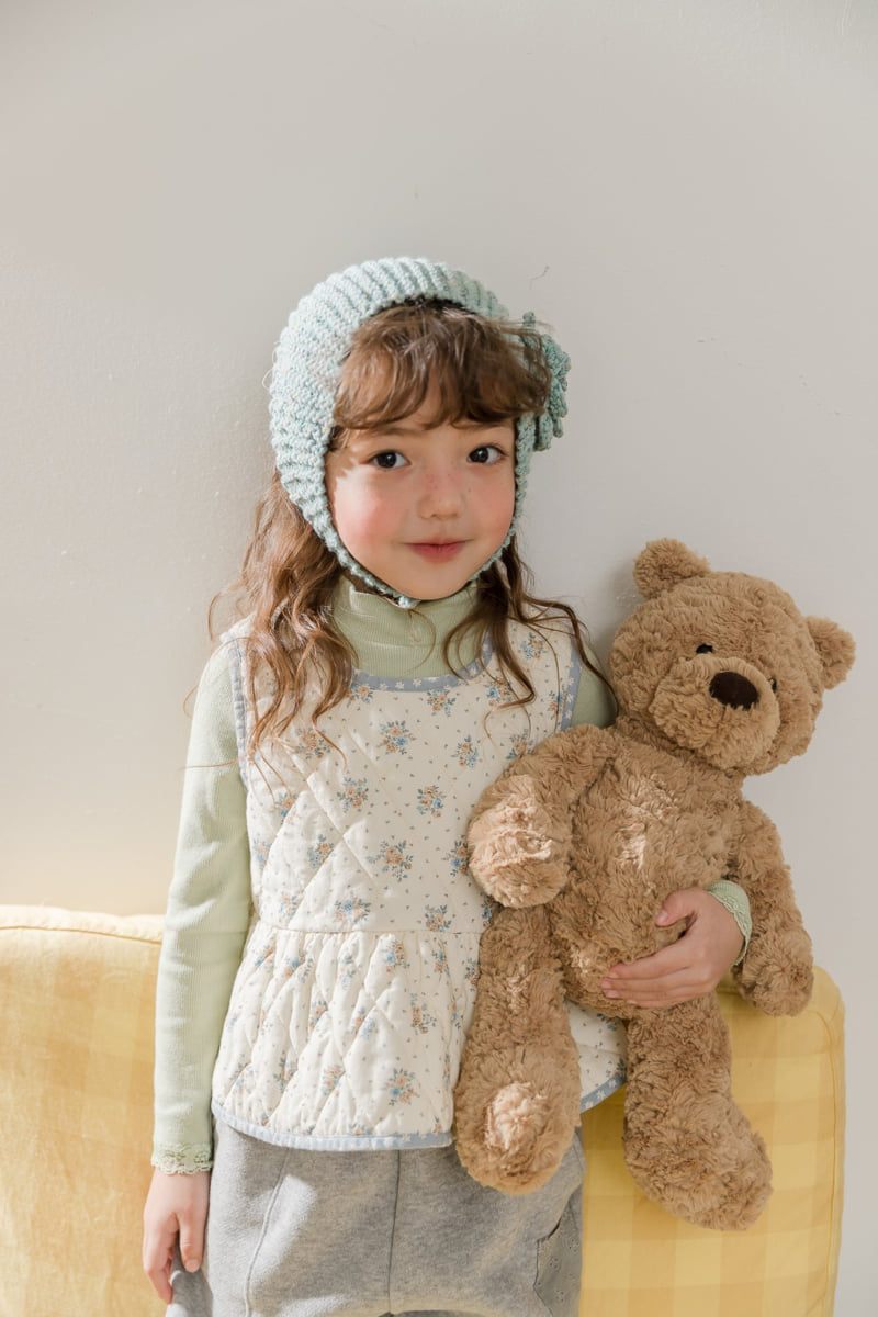 Milk Powder - Korean Children Fashion - #kidsshorts - Mochi Quilted Vest - 12