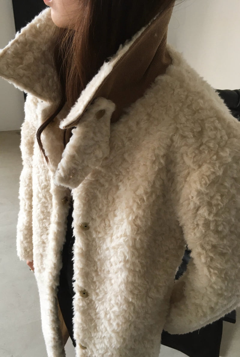 Moani - Korean Women Fashion - #womensfashion - Shearling Fleece Coat - 11