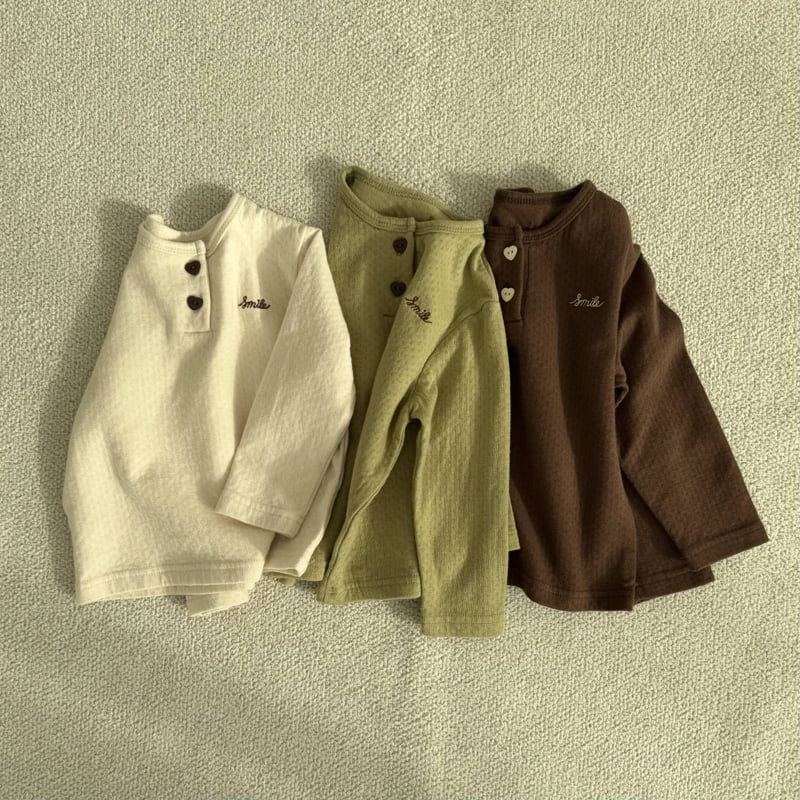 Mome - Korean Baby Fashion - #babylifestyle - Heart Button Soft Tee